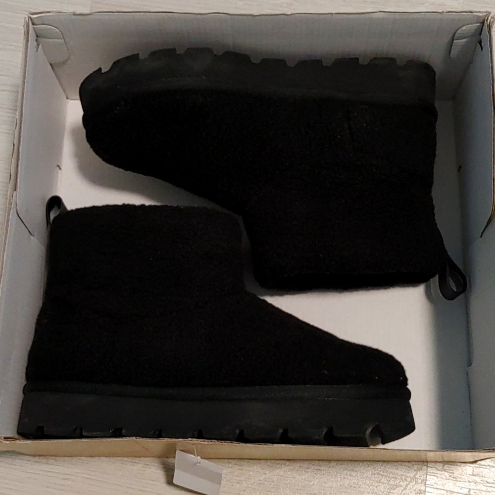 Michael Kors Winnie Bootie
